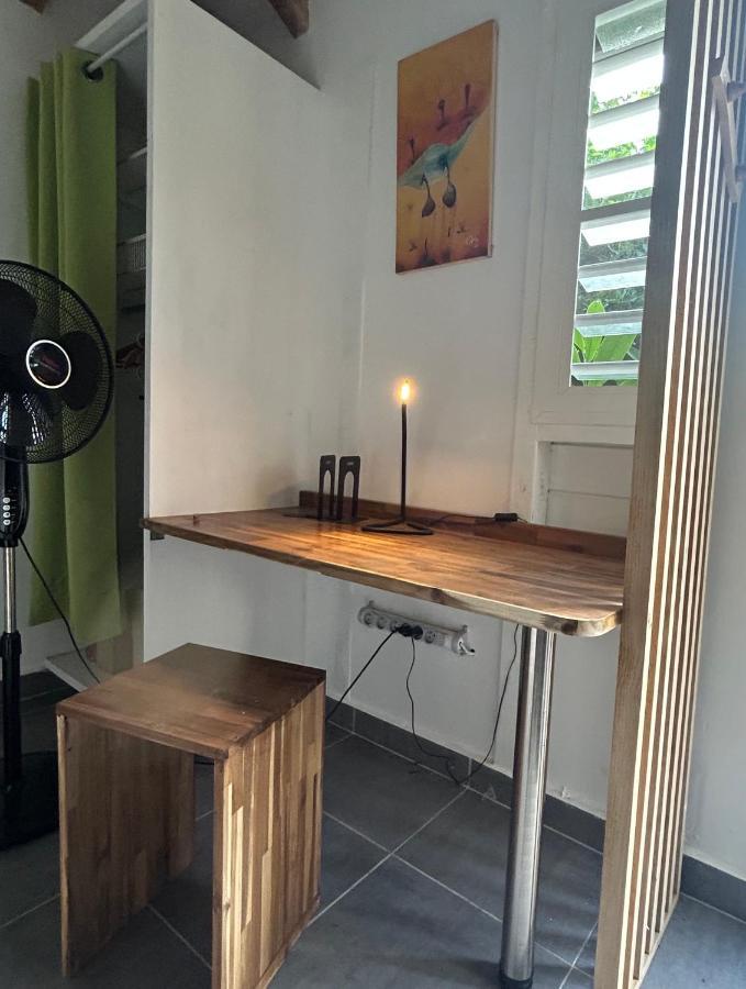Joli Bungalow Fleuri Les Abymes Extérieur photo